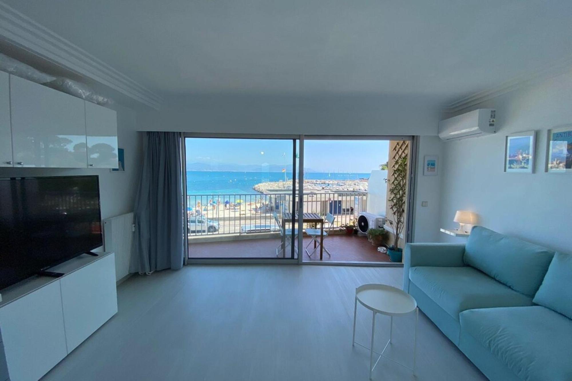 06At1 - Cosy Seaside Studio In An Ideal Location Антиб Экстерьер фото